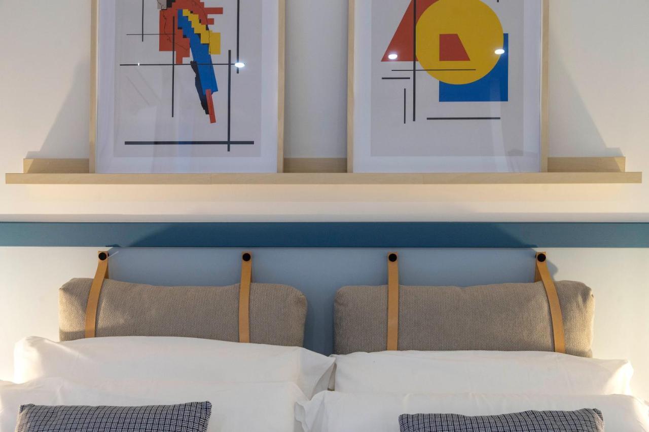 Cool And Stylish City Apartment - Wifi Трієст Екстер'єр фото